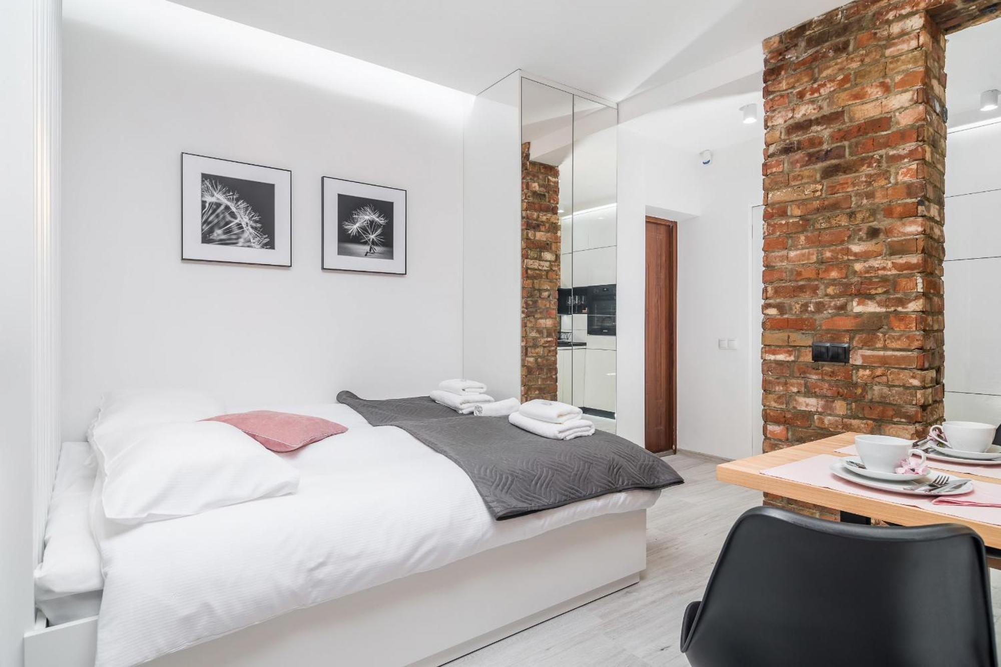 Beautiful Wrocloft By Renters