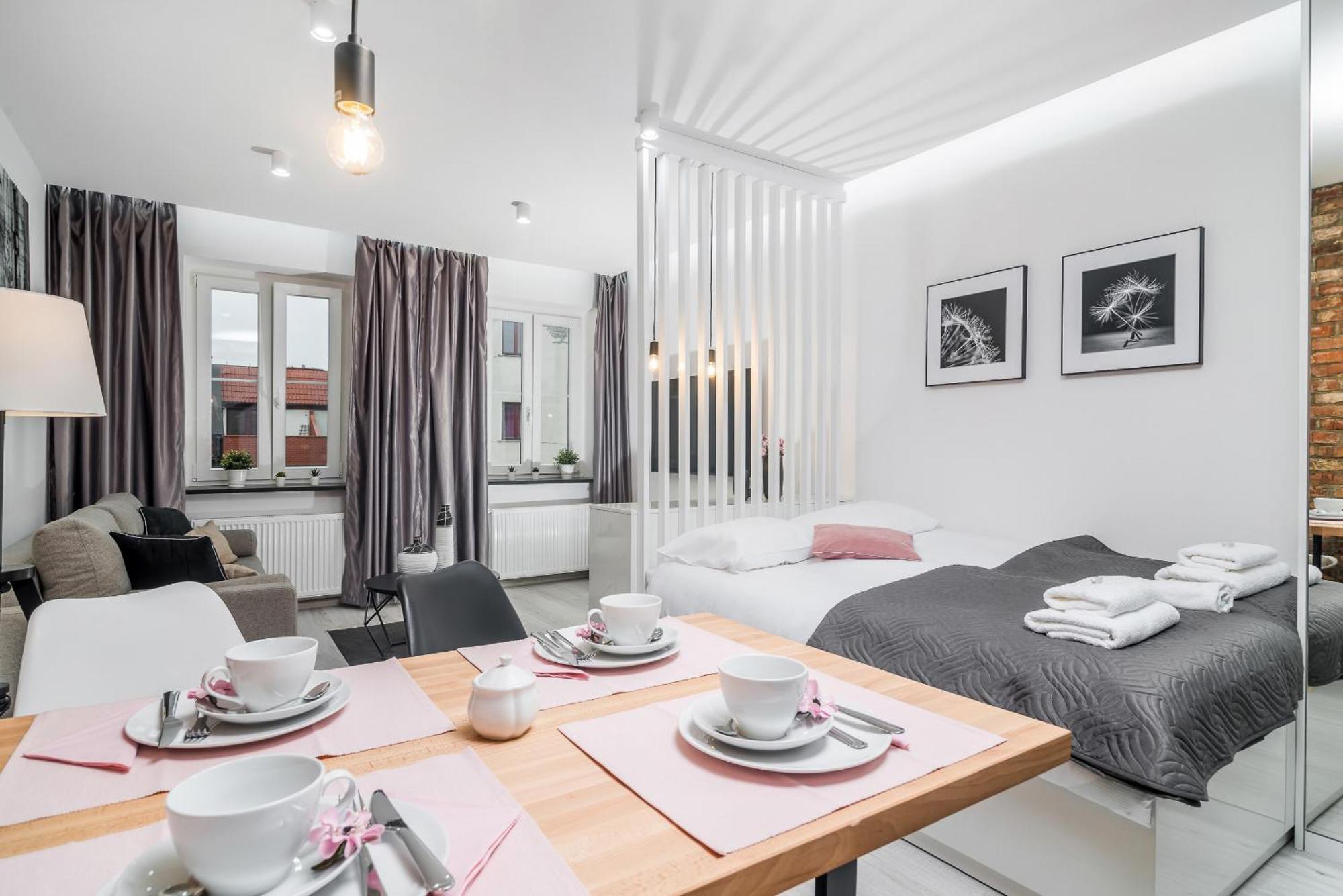 Beautiful Wrocloft By Renters Appartamento