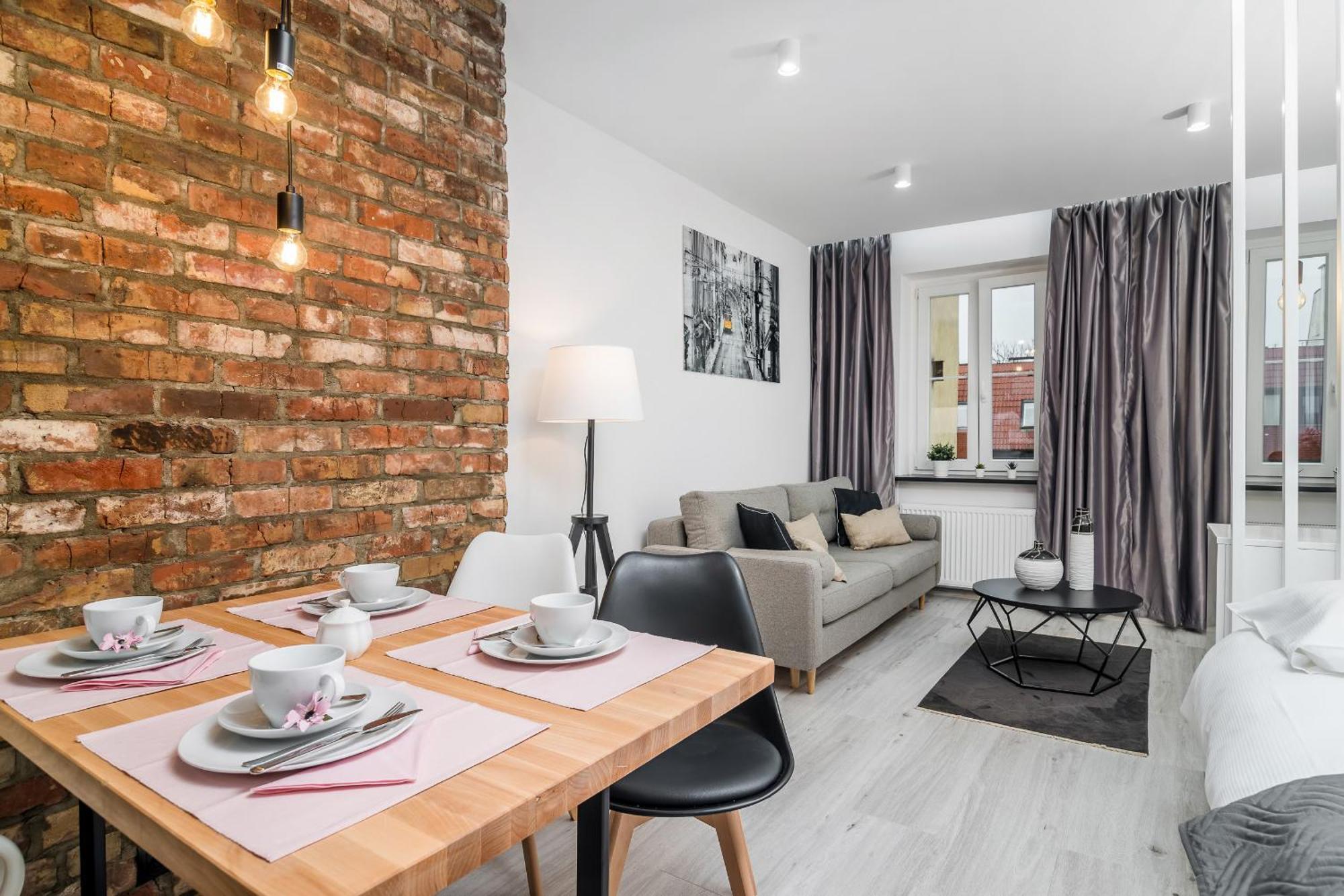 Beautiful Wrocloft By Renters